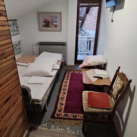 Curovac View Guest house *